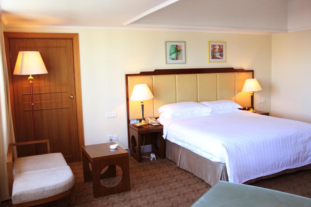 Pearl River Garden Hotel Sanya Oda fotoğraf